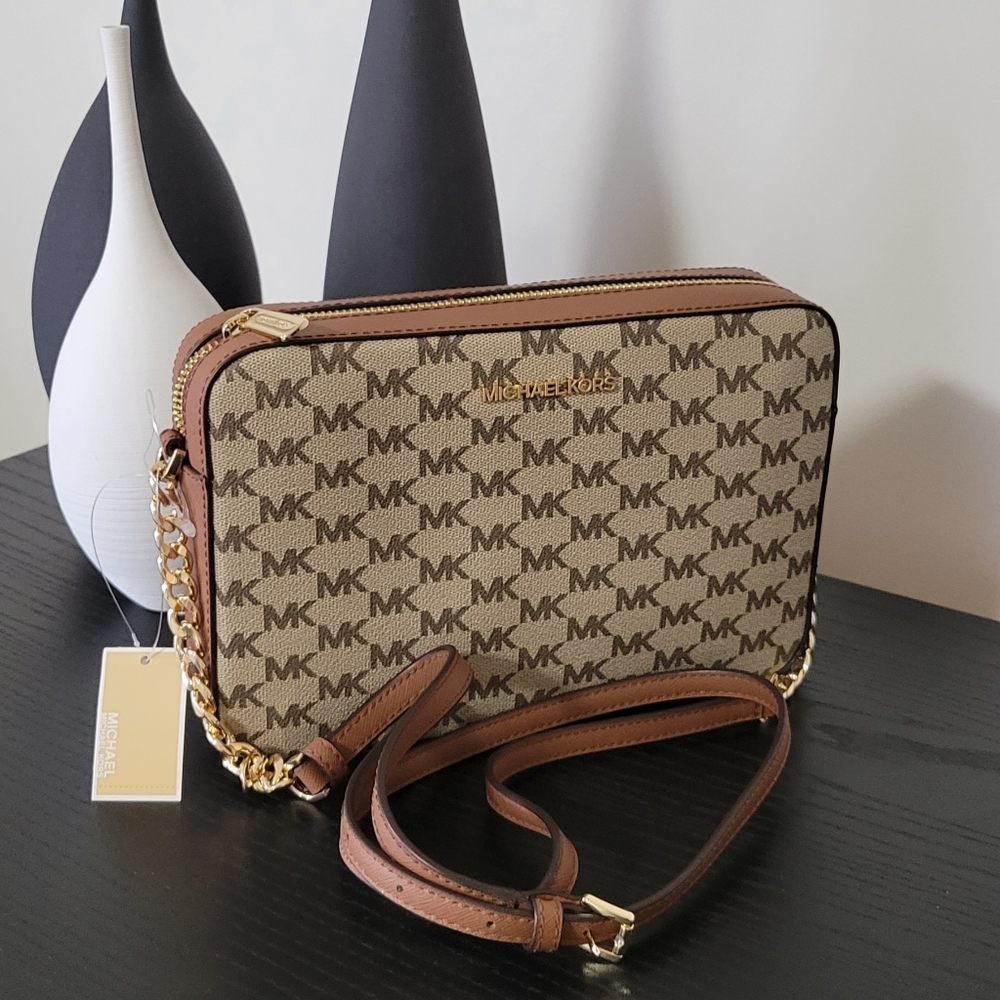 Michael Kors Crossbody Bag